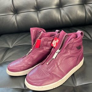 Nike Air Jordan Mid women size 7.5